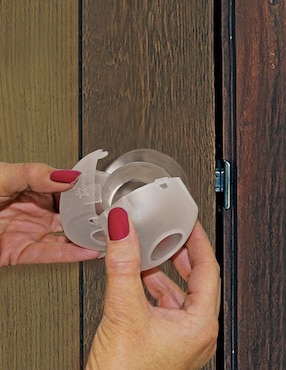 Broche de seguridad para puerta Dreambaby