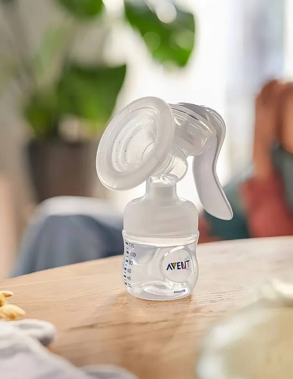 Extractor manual de leche Avent 4