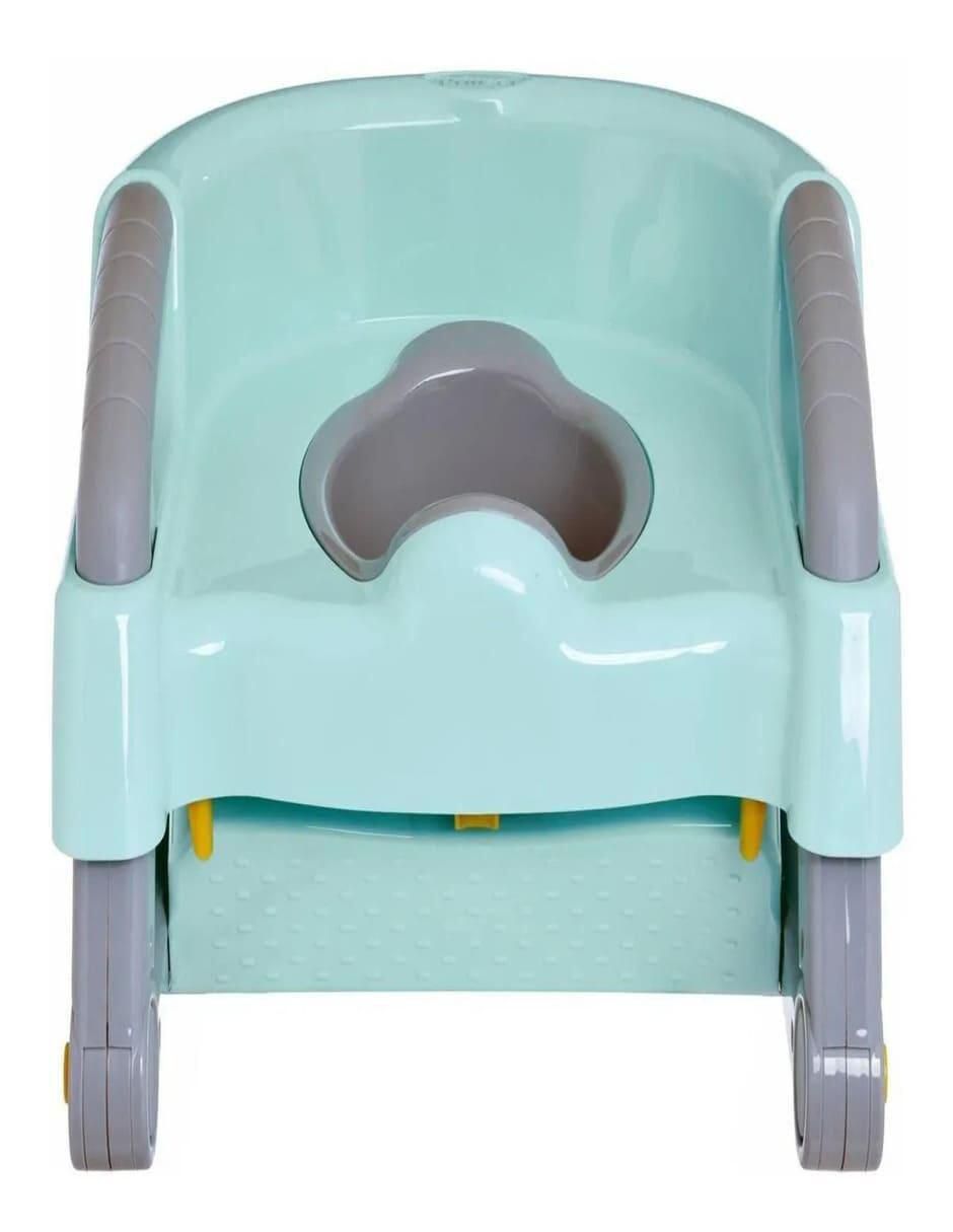 Entrenador de baño con escalón